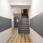 De La Pleiade Daire
